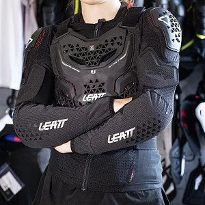 Защита панцирь Leatt Body Protector 4.5 Evo